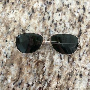 Ray-Ban Classic Sunglasses w/Gold Rim